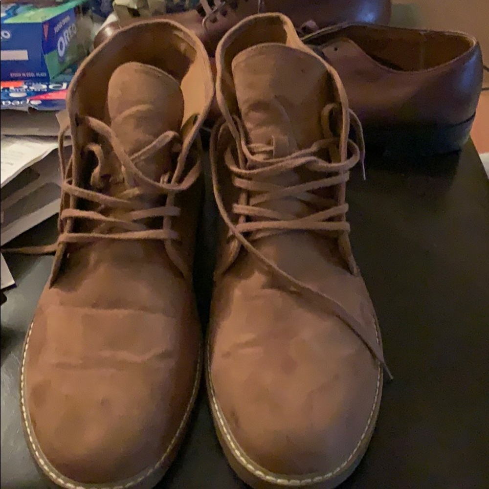 Stylish Old Navy chukka boots